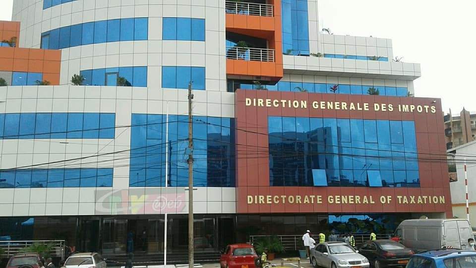 Immeuble siège de la Direction Générale des Impôts, Cameroun Immeuble siège de la Direction Générale des Impôts, Cameroun